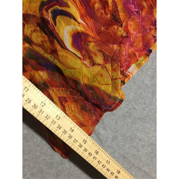 Womens Chico’s Blouse Size Large Fire Print Silk Sequined Abstract Artistic - Picture 3 of 3